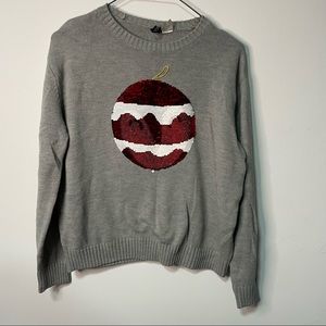 Divided by H&M gray holiday christmas pullover sweater size S